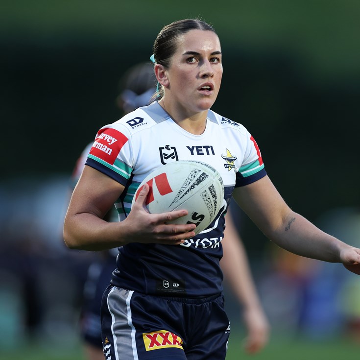 NRLW Saturday: Warriors v Cowboys; Roosters comeback win