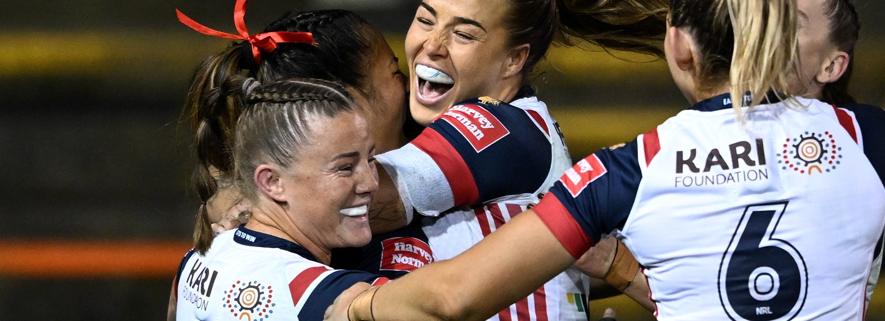 As it happened: Roosters, Broncos set standard; Warriors scrape home