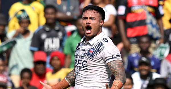 Leniu inspires Samoa to dominant win over PNG