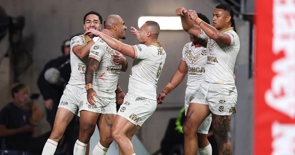 Tonga outclass Lebanon to set up Samoa showdown