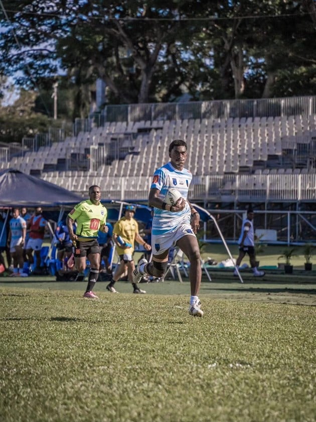 Tevita Wanisi races away for another four-pointer.